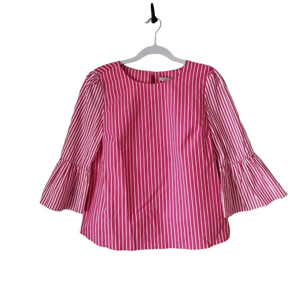 Dalia blouse size Medium pinstripe pink half‎ sleeve NWT